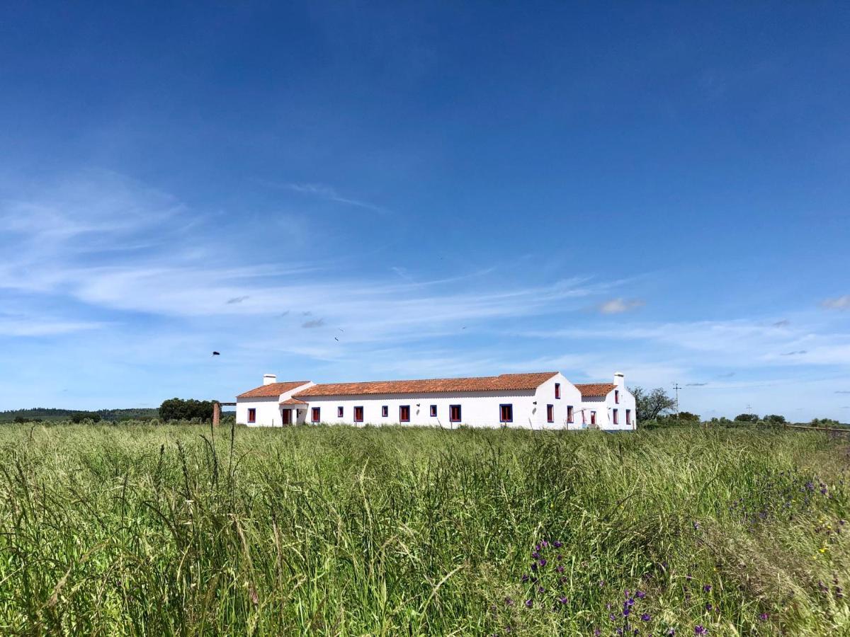 Herdade Da Burquilheira Family Retreat Alcáçovas Exteriör bild